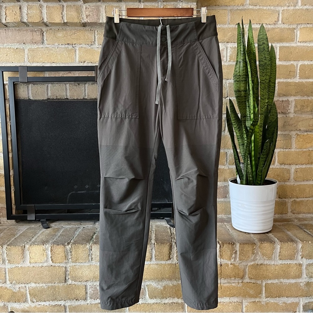 REI Co-op Womens Screeline Technical Green Stretch Pants Size 6